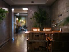 大堂-HIGH FIVE哈福手工汉堡(桂林路店)