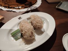 鲍鱼鸡粒芋角-嘉麟楼