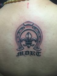 -Black Tattoo Studio