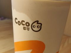 焦糖奶茶-CoCo都可(湖滨银泰店B区店)