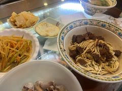 -金杨拉面王小吃面馆·牛三宝面·红烧牛肉粉