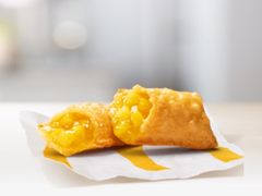 菠萝派-麦当劳(瓦房店世纪广场店)