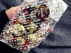 -VENCHI 闻绮(北京国贸商城店)