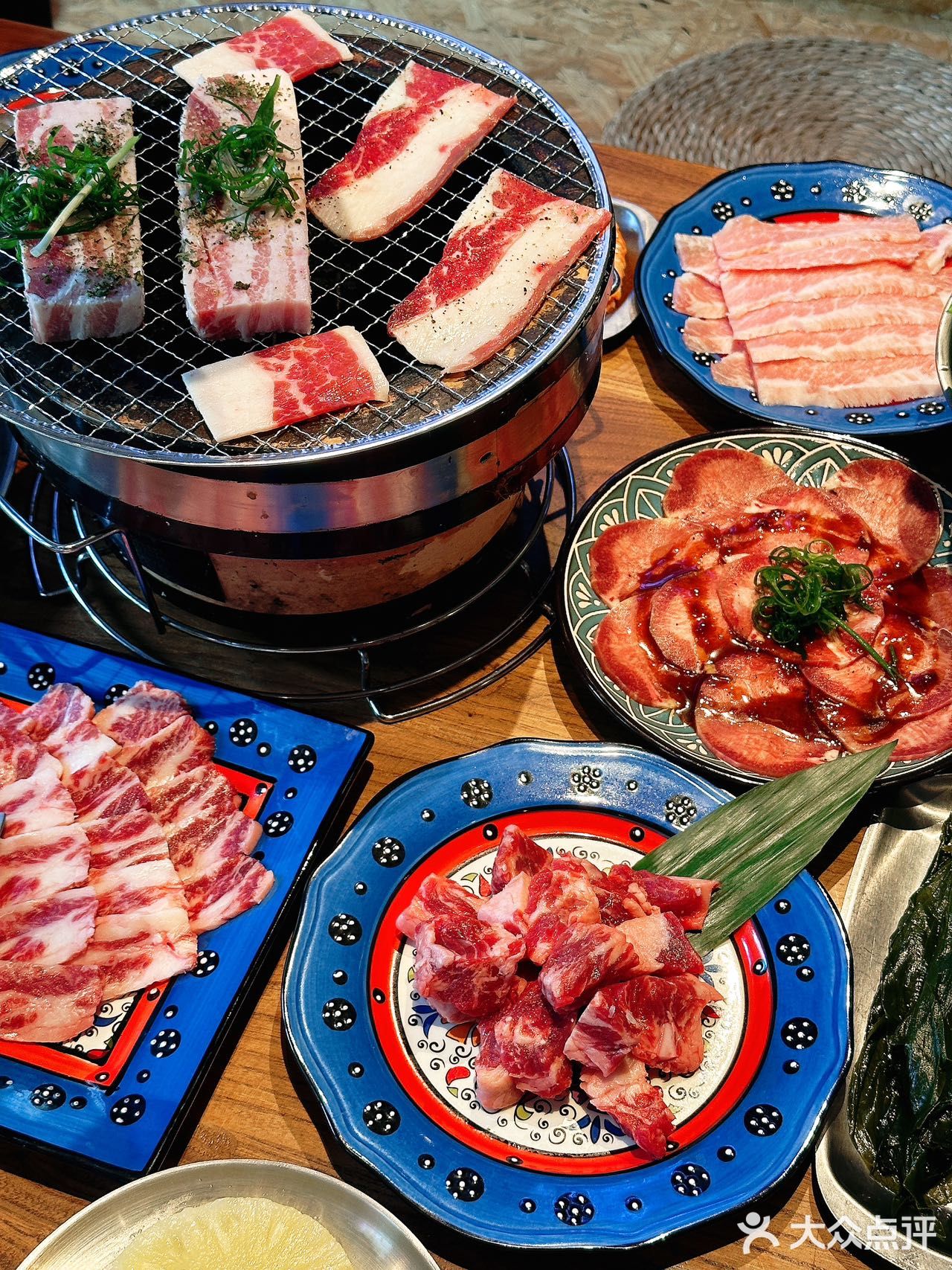 🔥 坐标上海📍你绝对不能错过的火爆综艺美食 