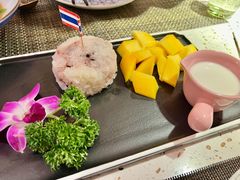 泰式芒果糯米饭-美泰泰国餐厅(中大银泰店)