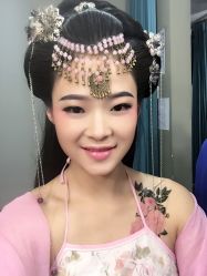 -盘子女人坊生日照·摄影馆(华强店)