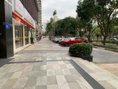 -蓬客精品酒店(南山海岸城购物中心店)