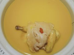 领鲜花胶鸡汤-领鲜天下·焗海鲜·花胶鸡(天目里店)