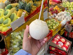 -三亚新鸿港水果一级批发市场