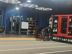 -成杰格斗·拳击·柔术·防身术(建设路店)
