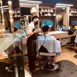 -CUTMAN男士理发