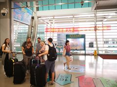 -龙阳路磁悬浮列车总站-停车场