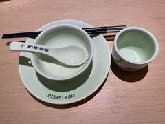 -吕氏疙瘩汤·新派鲁菜(欢乐汇店)