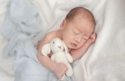 -大美母婴月子中心