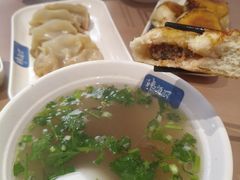 -韩海丽特色美食(秀州路店)
