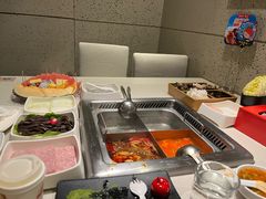 -海底捞火锅鲜切牛肉主题店(长寿路店)