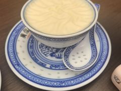 -广信牛奶甜品世家(台东店)