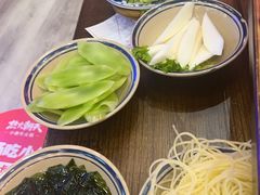 -热火朝天鲜切牛肉火锅(南强街巷店)