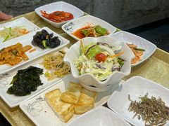 -青松馆韩国料理(香港中路佳世客店)