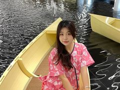 -涨巢·潮玩水疗局