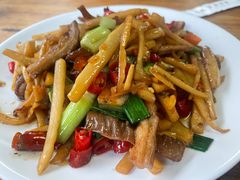 酸笋炒大肠-牛八宝桂林米粉(八里庄店)