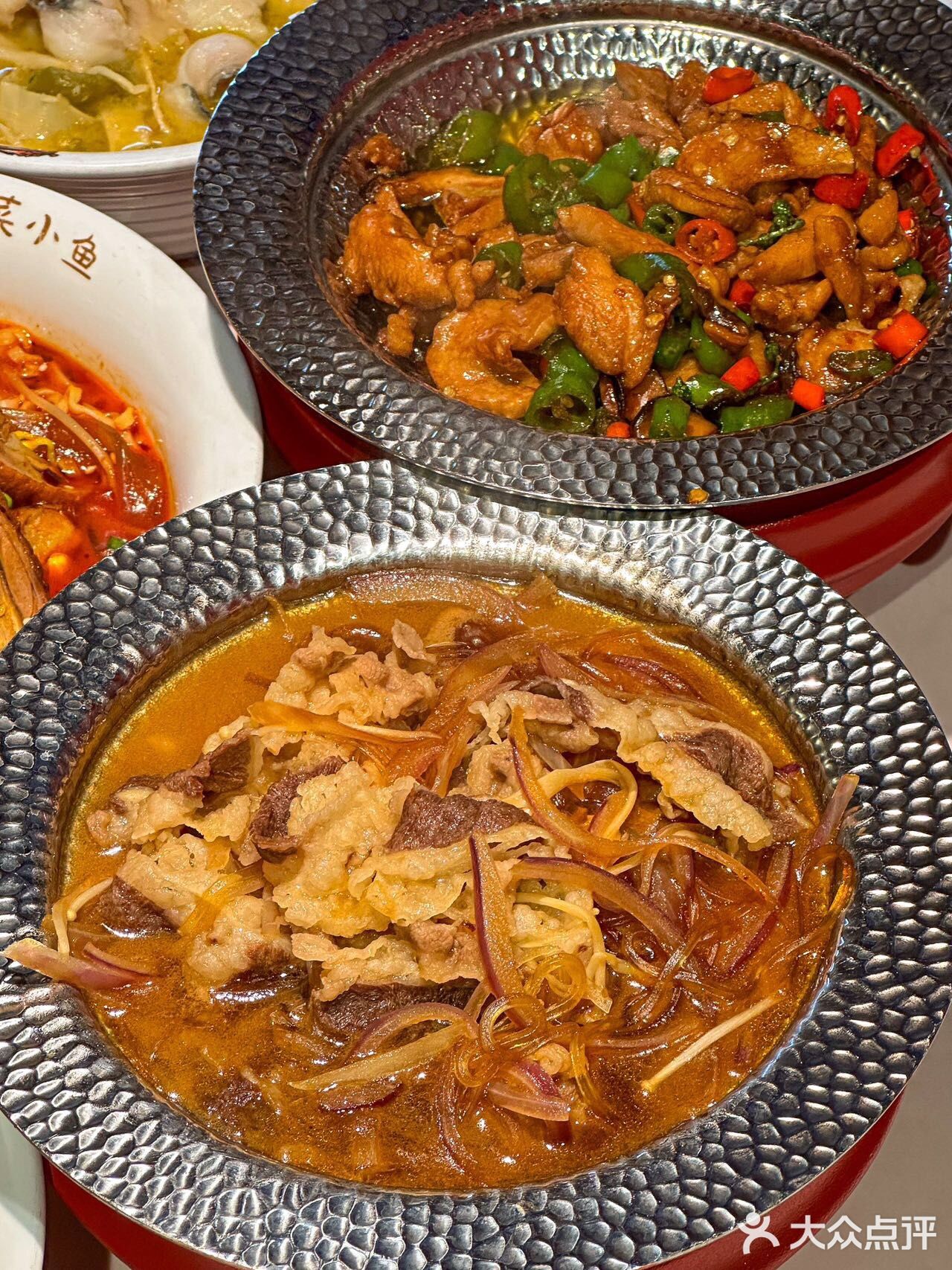 这家餐厅太适合我了吧！性价比高的冒烤鸭[礼花]