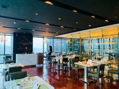 -上海龙之梦万丽酒店