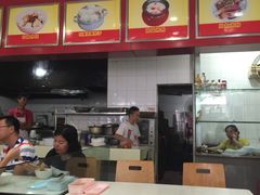 大堂-胡成记口蘑龙眼包子(盐道街店)