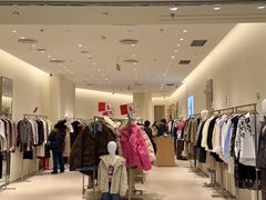-百年港湾奥特莱斯(香炉礁店)