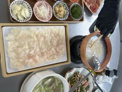 -渔顺生·顺德鱼生·粥底火锅·桑拿鸡(渔人码头店)