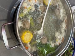 -官塘陈记鱼生·潮汕砂锅粥·牛肉火锅(潮枫路总店)