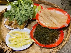 鞭炮笋-有拈头成都市井火锅(南山总店)