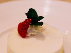 -THE PRESS(申报馆店)