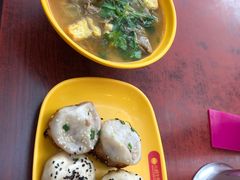 油豆腐牛肉粉丝汤（咖喱）-小杨生煎(火车站北广场店)