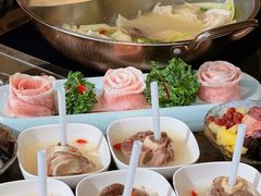 -捞王锅物料理(上海世茂广场店)