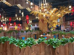 -老滇山寨•云南特色菜•地方菜•民族风情歌舞表演(金碧店)