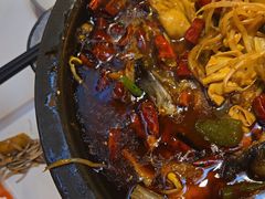 -鸣记脆皮烤鱼·海鲜烤鱼(三八广场店)
