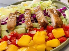 照烧鸡肉带皮沙拉-公园北鹿·铃兰餐厅(齐盛湖店)