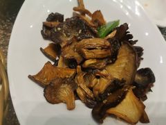 -庄氏祥记家常食府(国瑞建材家居博览中心店)