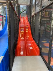 -动力星球家庭亲子游乐中心