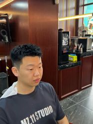 -绅仕門男士理发馆