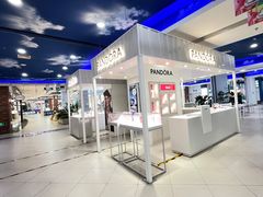 -燕莎奥特莱斯购物中心