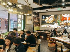 -洪氏嗨捞·猪肚鸡火锅(阳光天地店)