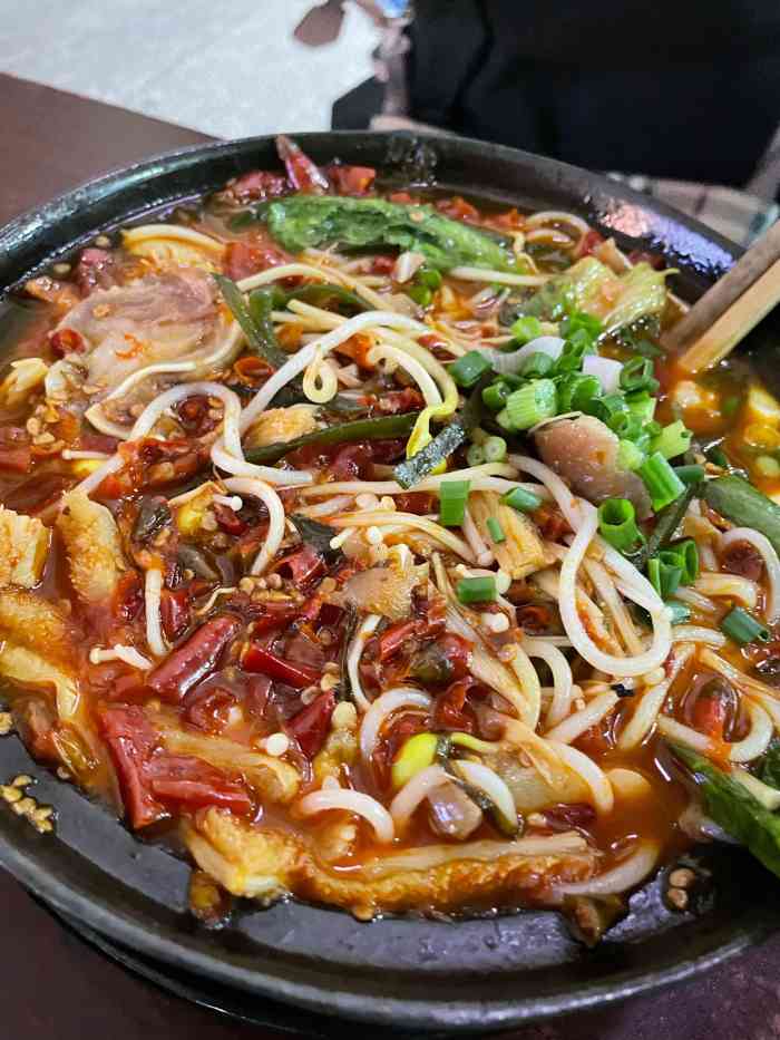 第一次吃泡椒系列的米线可以把你辣哭