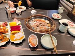 -梨花甄选自助烤肉(小寨原力场店)