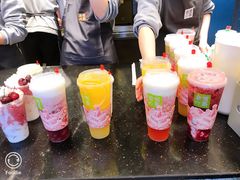 -奈雪的茶(亨特国际广场店)