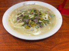 -何永光123鲜牛肉馆(1号店)