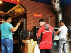 -维吾尔餐厅(宜山路店)