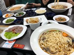 -康师傅私房牛肉面(马泉营奥莱店)