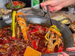 -黄潇洒老火锅(九眼桥宏济巷店)
